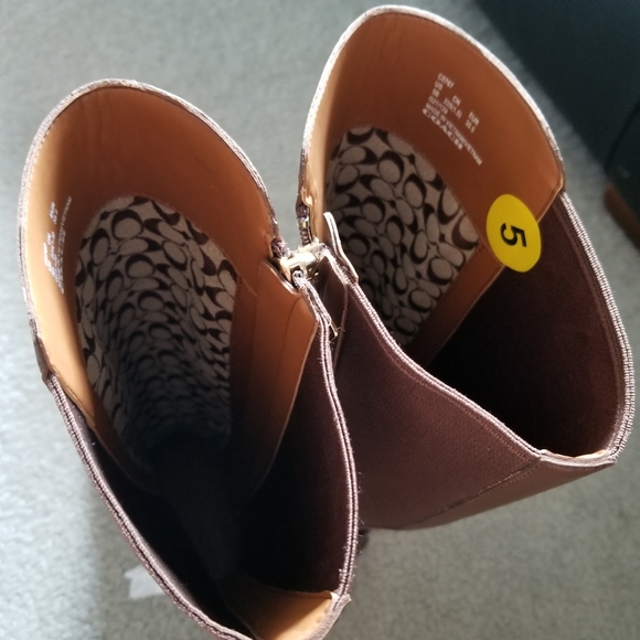 COACH Faith Boot - Picture 10 of 11